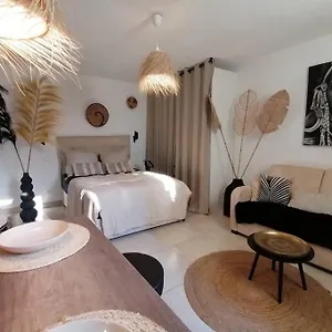  Appartement Superbe Studio Ethnique France