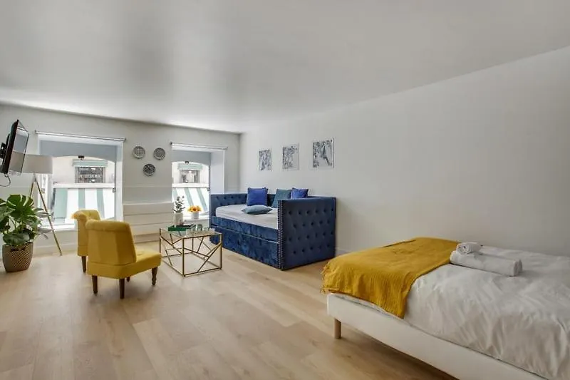 Apartment Modern French Country Studio Charm In The City Canal Saint Martin 10Th District Paris France